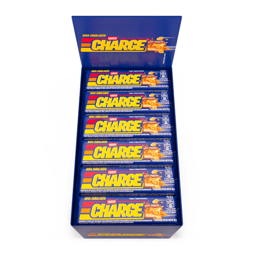 CHARGE® Bombón Relleno con Maní Caramelizado Display 30 Unidades de 40 g